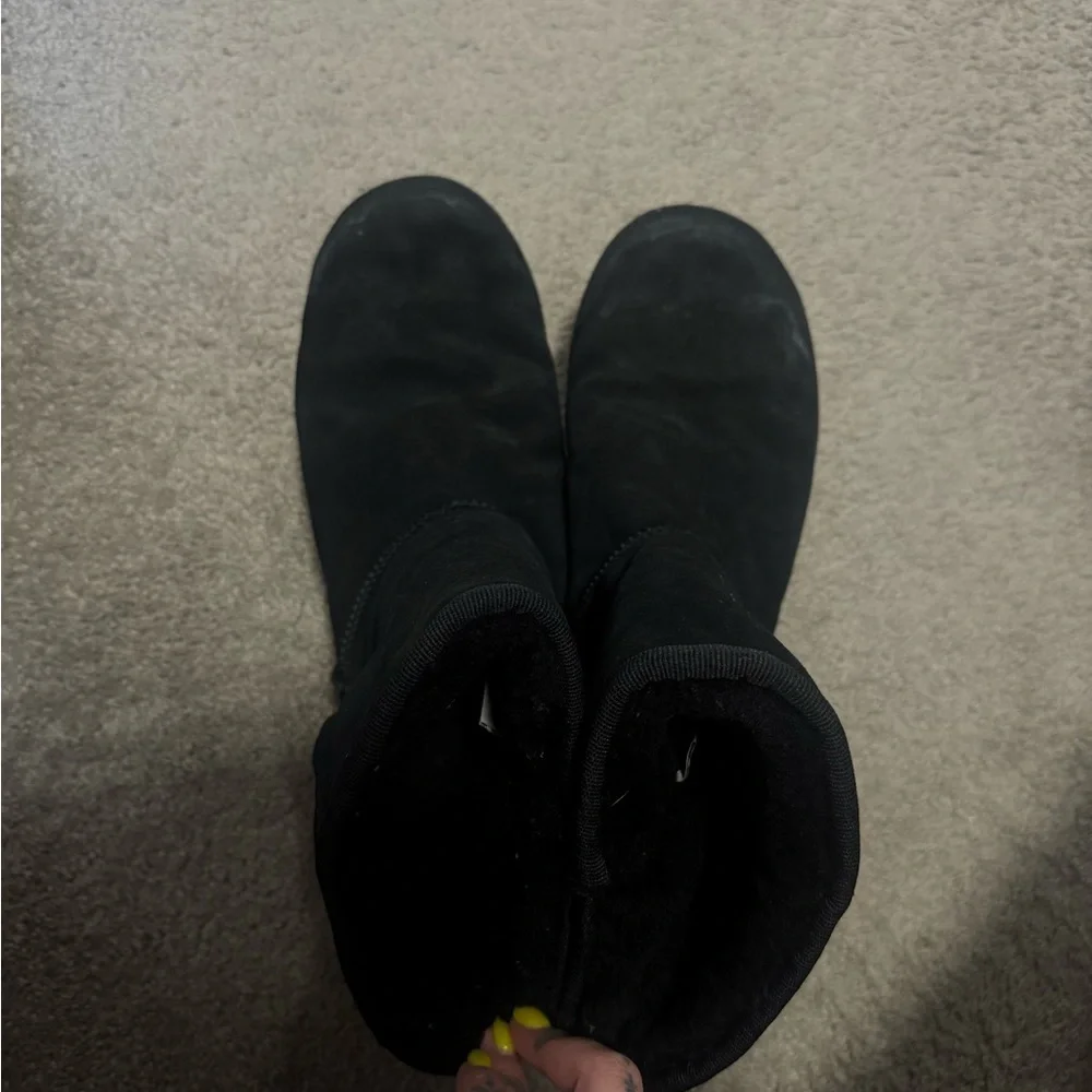 UGG Classic Black Boots - Picture 4 of 5